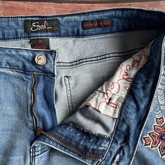 EARL JEANS | Embroidered skinny ankle jeans - Picture 7 of 10